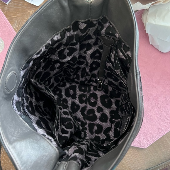 Brighton Fashionista Scoop Shoulder leather handbag - Picture 5 of 8